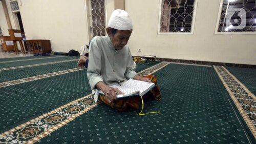Apakah disyaratkan itikaf untuk mendapatkan lailah al qadar
