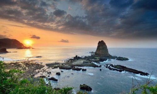 12 Wisata di Jember Paling Populer, Lengkap dengan Harga Tiket Masuknya ... Menjelajahi wisata dan budaya jember jawa timur